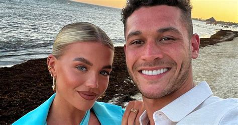 callum and molly split.
